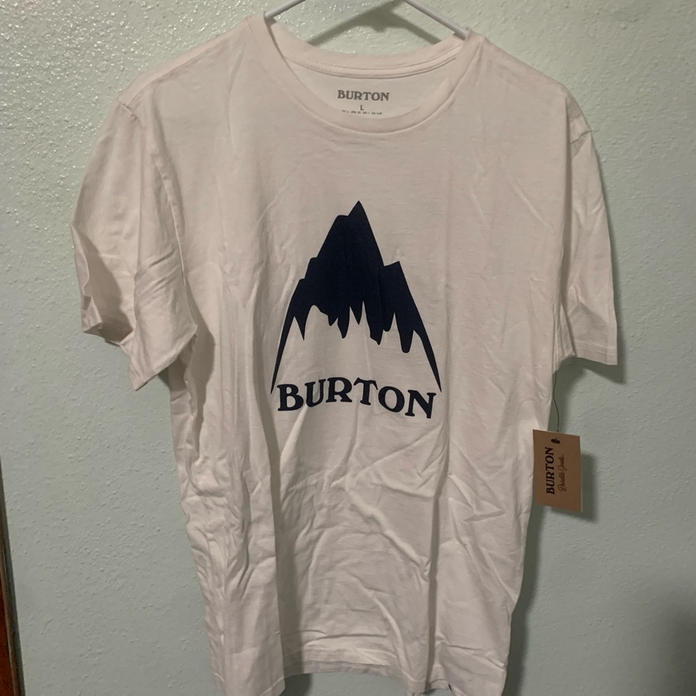 NWT Burton logo t shirt
